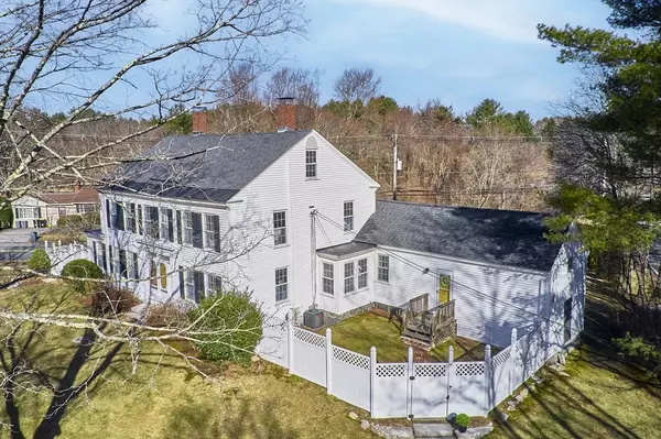 Westford, MA 01886,4 Lowell Rd #4