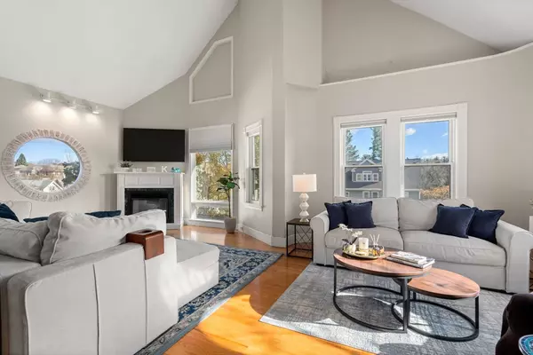 Brookline, MA 02445,675 Hammond Street #3