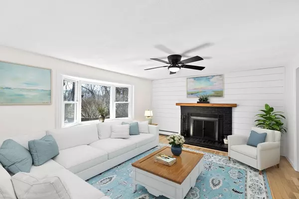 Rockland, MA 02370,57 Albion St