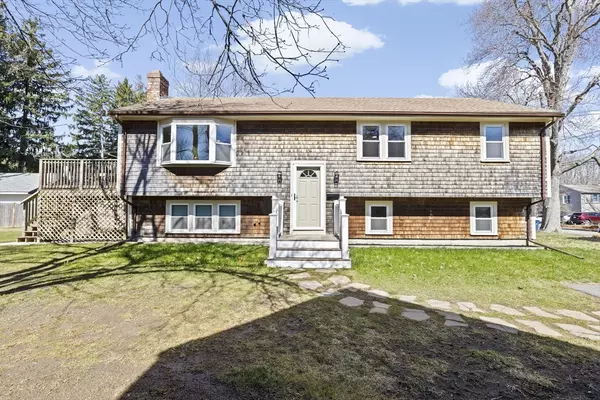 57 Albion St, Rockland, MA 02370