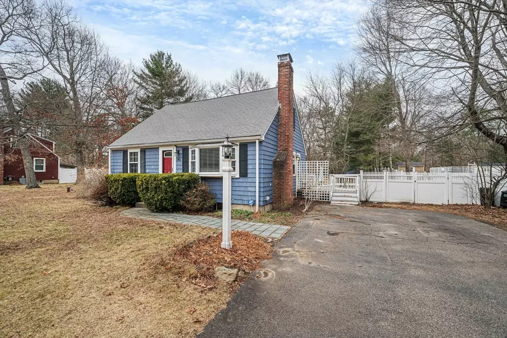 Hanover, MA 02339,345 Hanover St