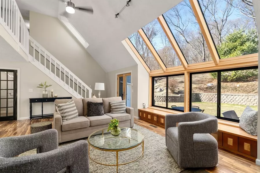 6 Parsons Way, Natick, MA 01760