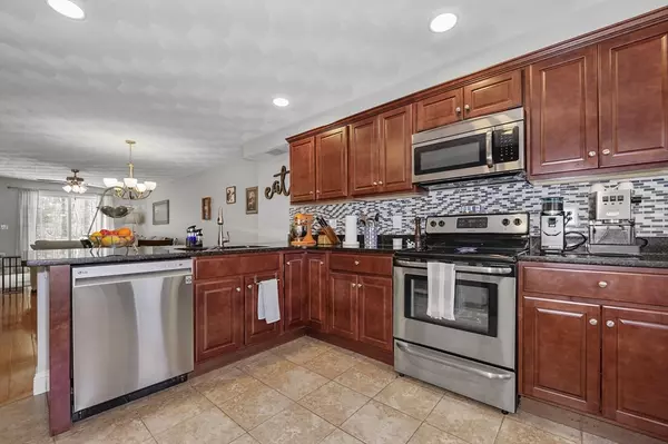 Clinton, MA 01510,445 Berlin Street #5