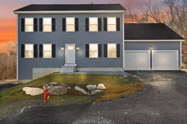 13R Pine Hill Way #13, Harvard, MA 01451