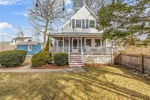 370 Grove St, Melrose, MA 02176