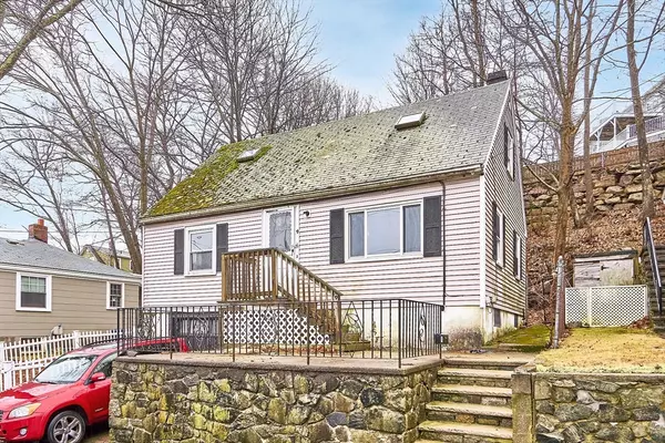 Salem, MA 01970,9 Intervale Rd