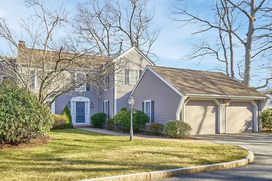 19 S Meadow Rdg #19, Concord, MA 01742