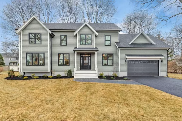 19 Cherokee Rd, Arlington, MA 02474