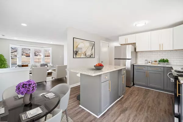 Agawam, MA 01001,1341 Suffield St