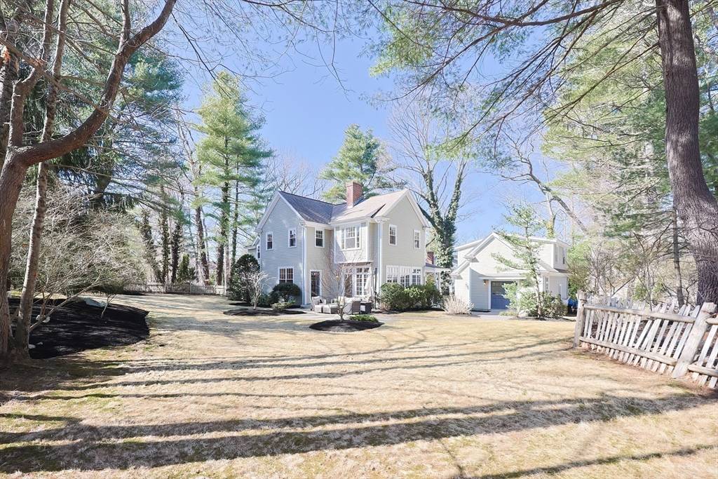 Wellesley, MA 02482,55 High Ledge Ave