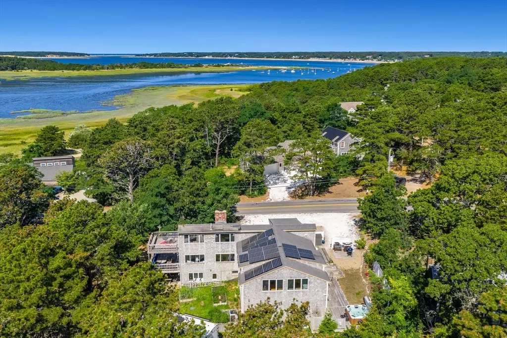 Wellfleet, MA 02667,345 Cove Rd