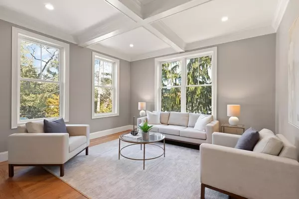 Wellesley, MA 02481,78 Hundreds Road
