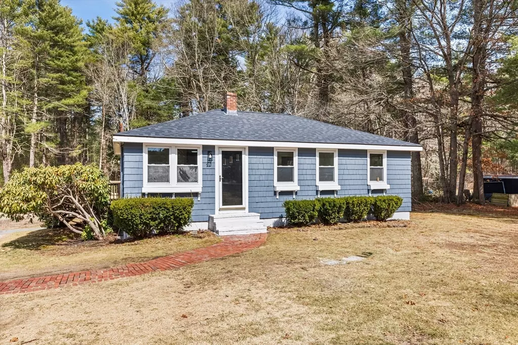 Halifax, MA 02338,73 Plymouth St