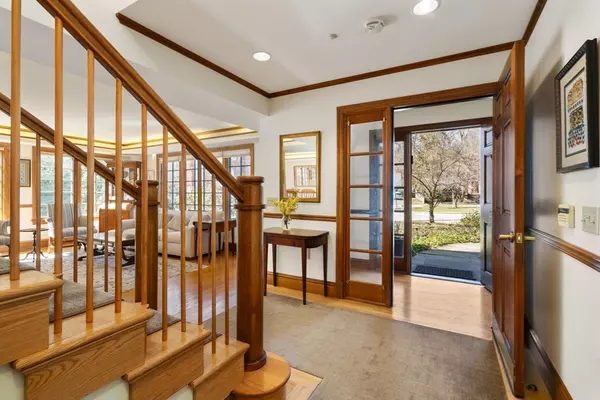 Brookline, MA 02467,530 Clinton Road