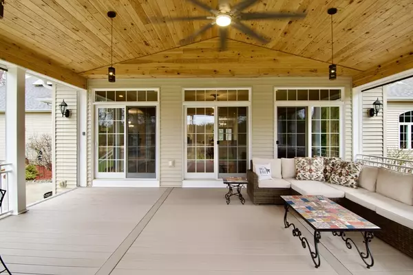 Ludlow, MA 01056,74 Knollwood Rd