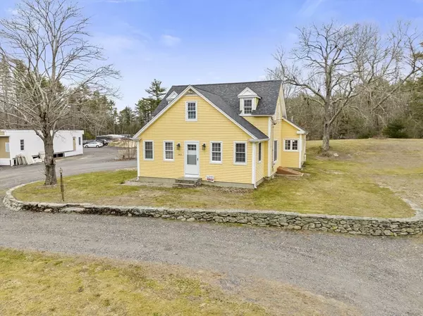 Lakeville, MA 02347,162 Bedford St