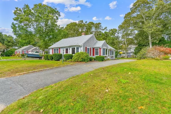 Harwich, MA 02671,11 Joe Lincoln Rd