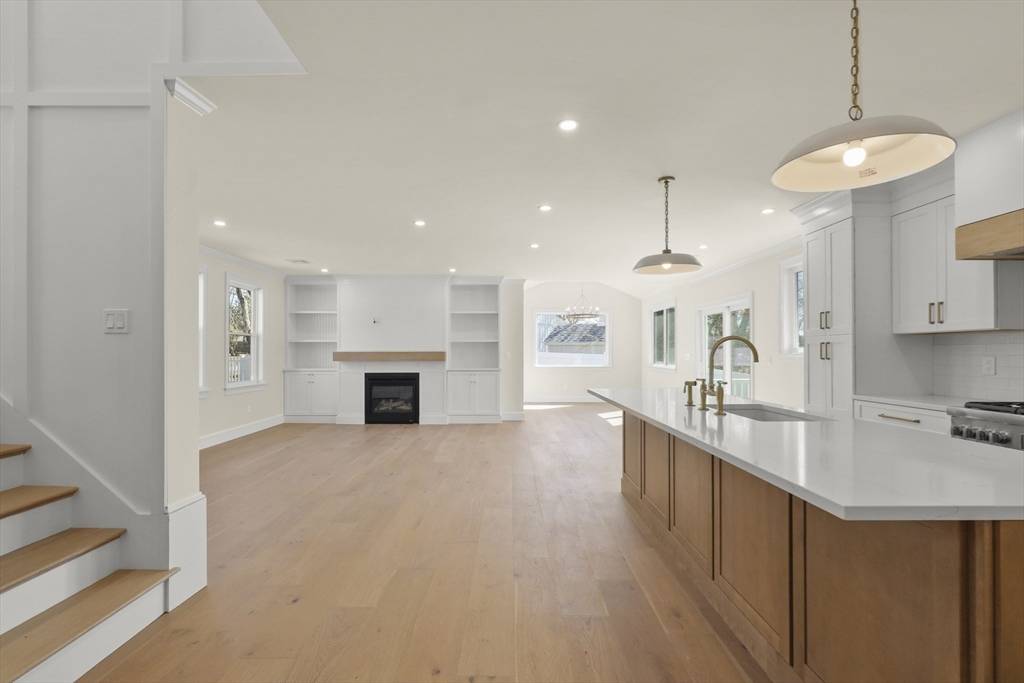 Falmouth, MA 02536,63 Ovington Dr