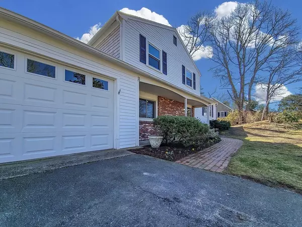 Brewster, MA 02631,11 Great Oak Rd