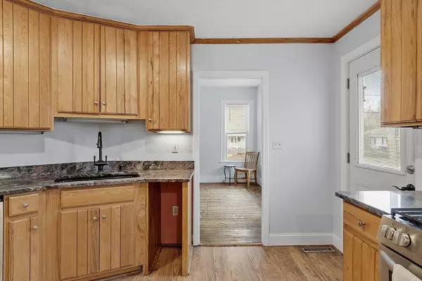 Rockland, MA 02370,54 Crescent St