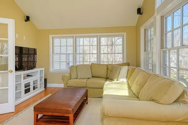 Hopkinton, MA 01748,45 Ash Street