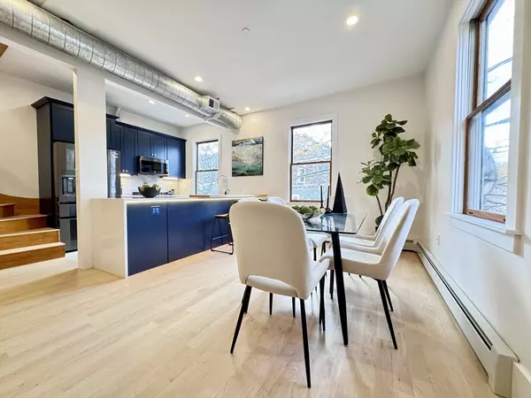 Cambridge, MA 02139,51 Market #2