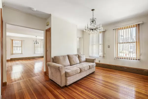 New Bedford, MA 02740,177 Thompson St