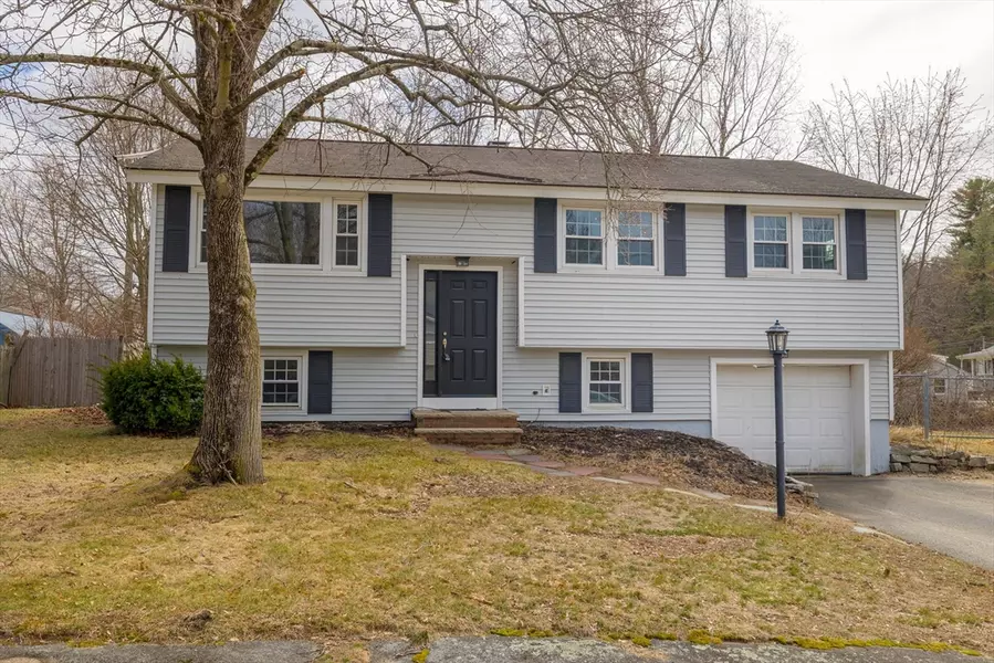 71 Forest Park Ave, Billerica, MA 01862