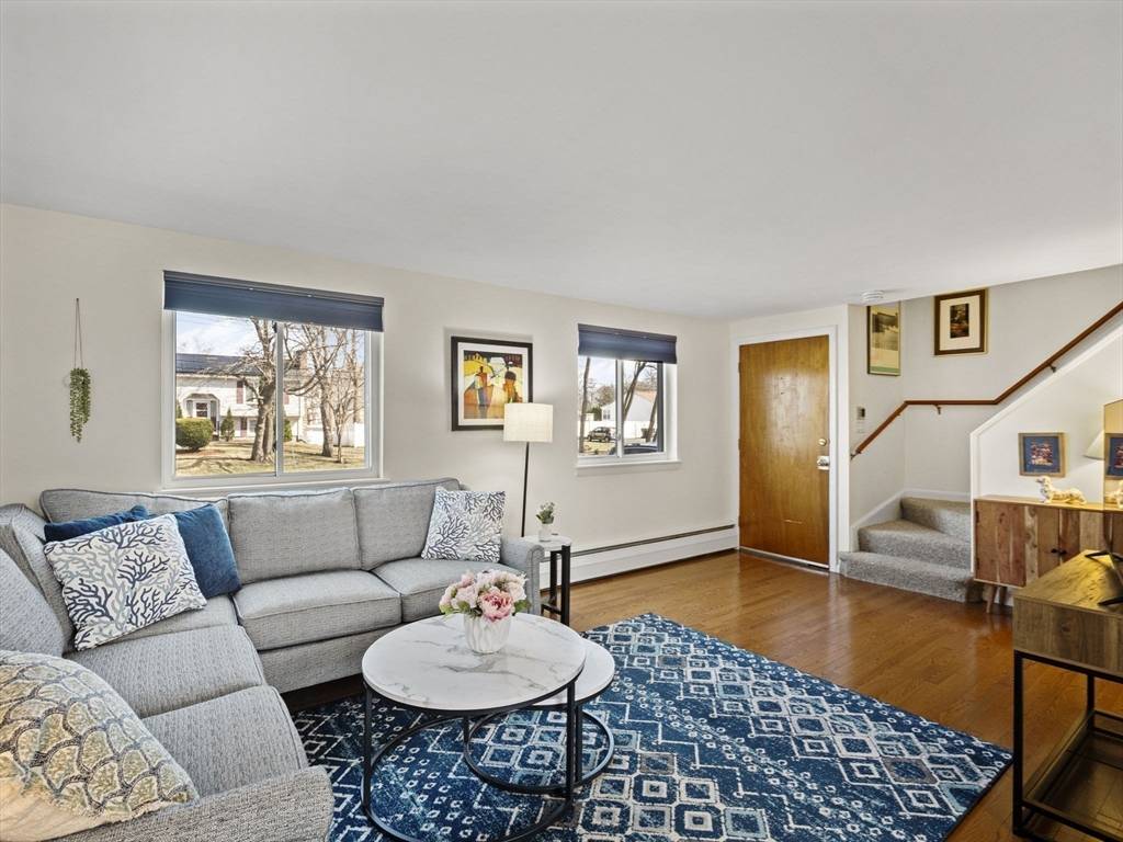 Framingham, MA 01702,3 Wilson Dr #3
