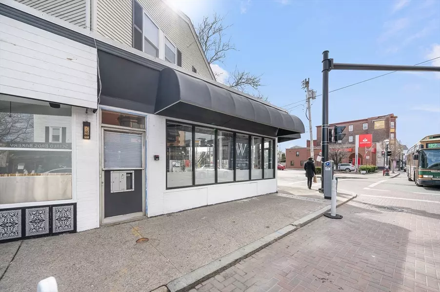 262 Atwells Ave, Providence, RI 02909
