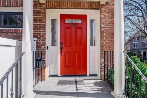 Brookline, MA 02445,299 Walnut Street #1