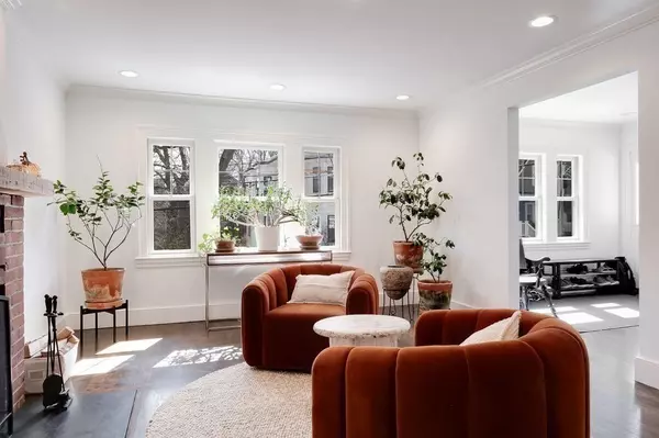 Brookline, MA 02445,299 Walnut Street #1