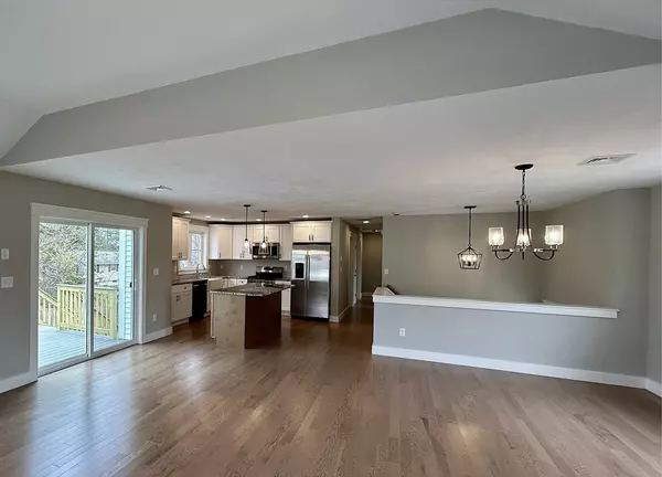 Milford, MA 01757,4 Birch St