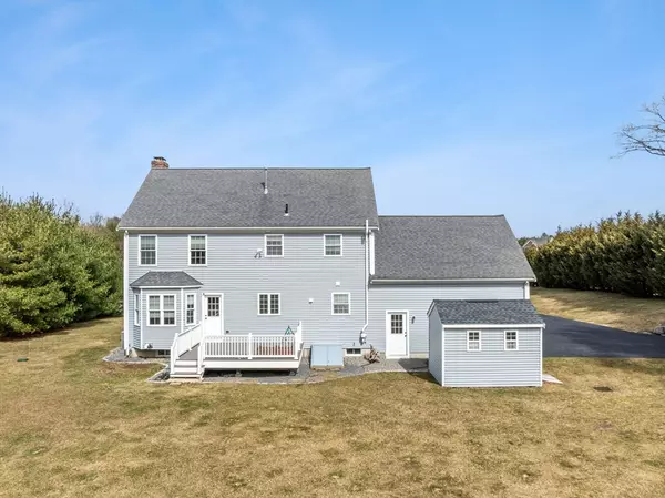 Berkley, MA 02779,5 Cranberry Ln