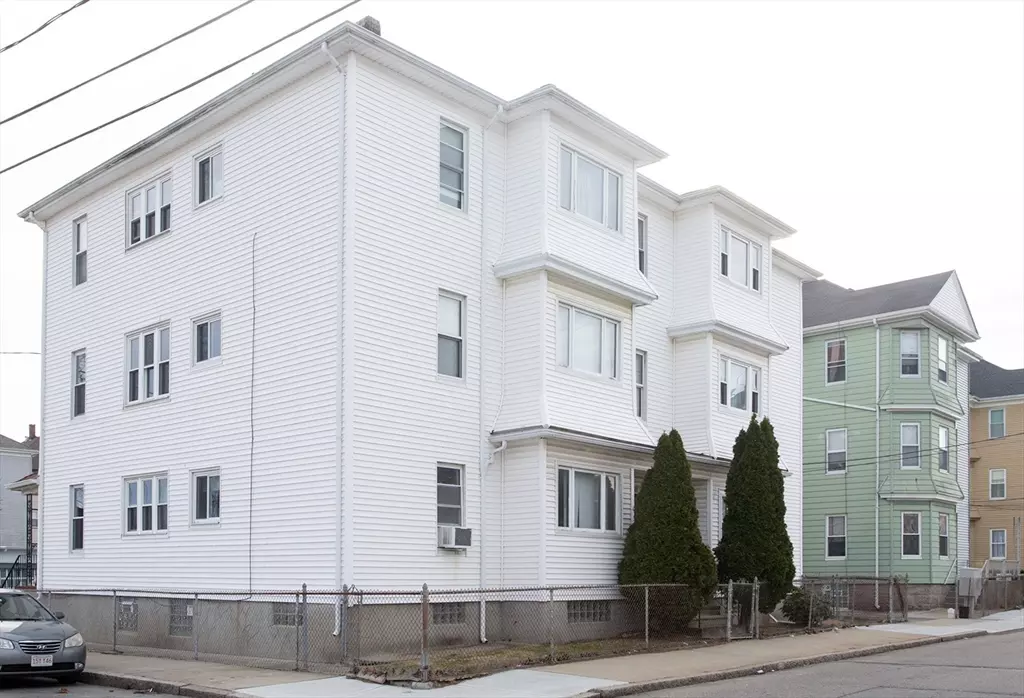 Fall River, MA 02724,49 Hamlet St
