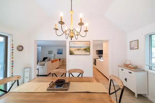 Mashpee, MA 02649,100 Mid-Iron Way #7029