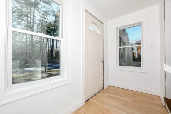 Marion, MA 02738,5 Hermitage Rd