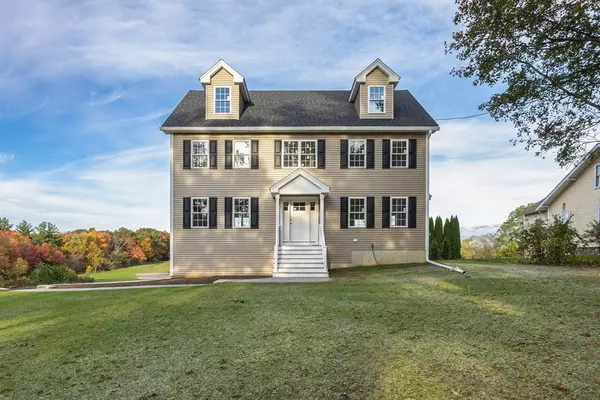 100 King St, Groveland, MA 01834