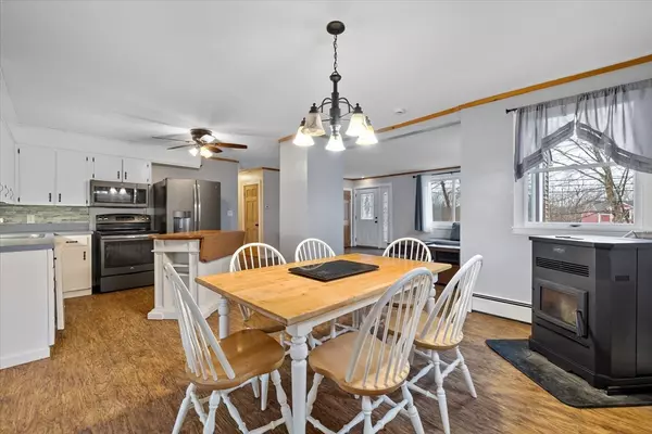 Dudley, MA 01571,239 Ramshorn Rd