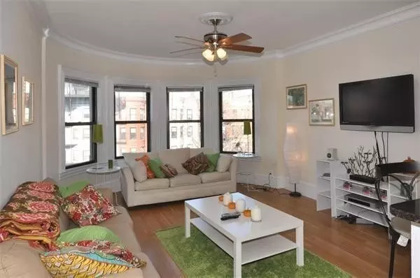Boston, MA 02215,857 Beacon St. #44