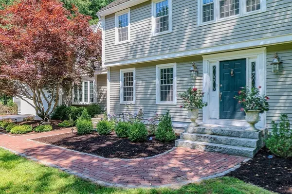 152 Prospect Street, Hingham, MA 02043