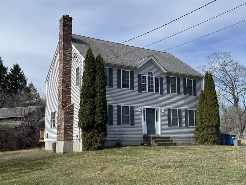 19 Bridge St, East Bridgewater, MA 02333