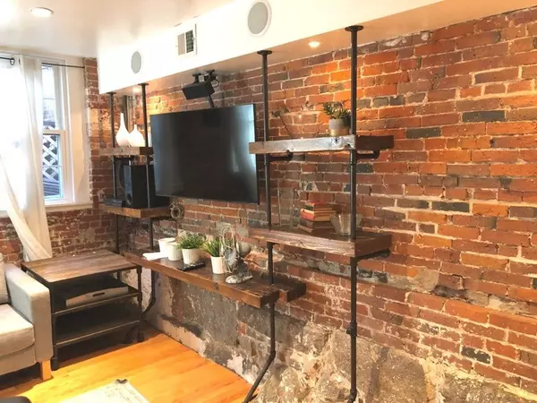 Boston, MA 02108,19 Branch Street #B
