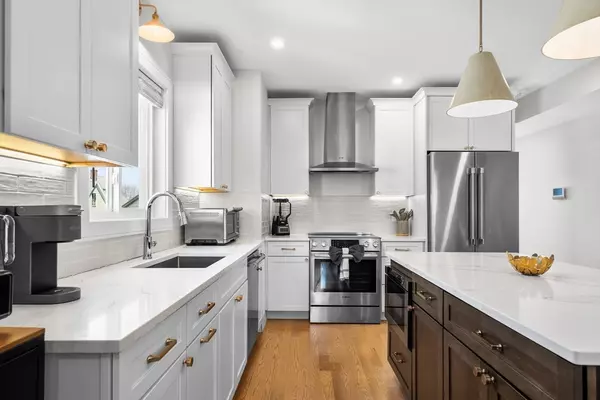 Medford, MA 02155,11 Orchard Street #2