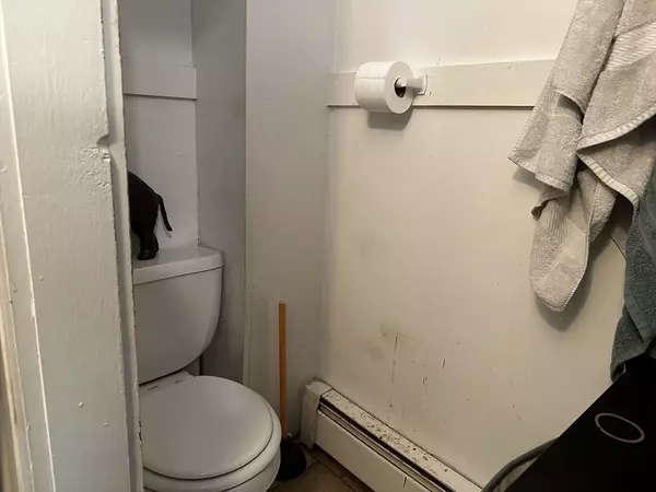 90 Canal St Athol, MA 01331