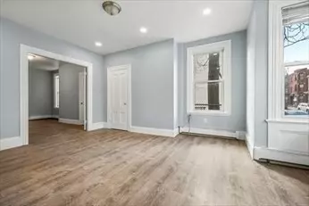 Boston, MA 02127,569 E 6th #1