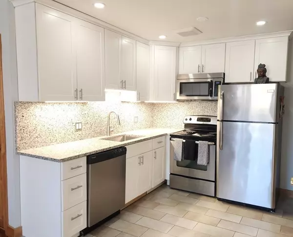 Watertown, MA 02472,109 Warren Street #11
