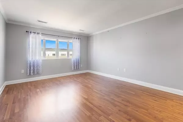 Norwood, MA 02062,140 Railroad Ave #B302