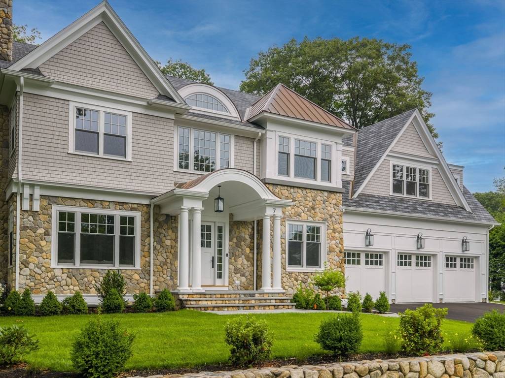 7 Mountview Rd, Wellesley, MA 02481