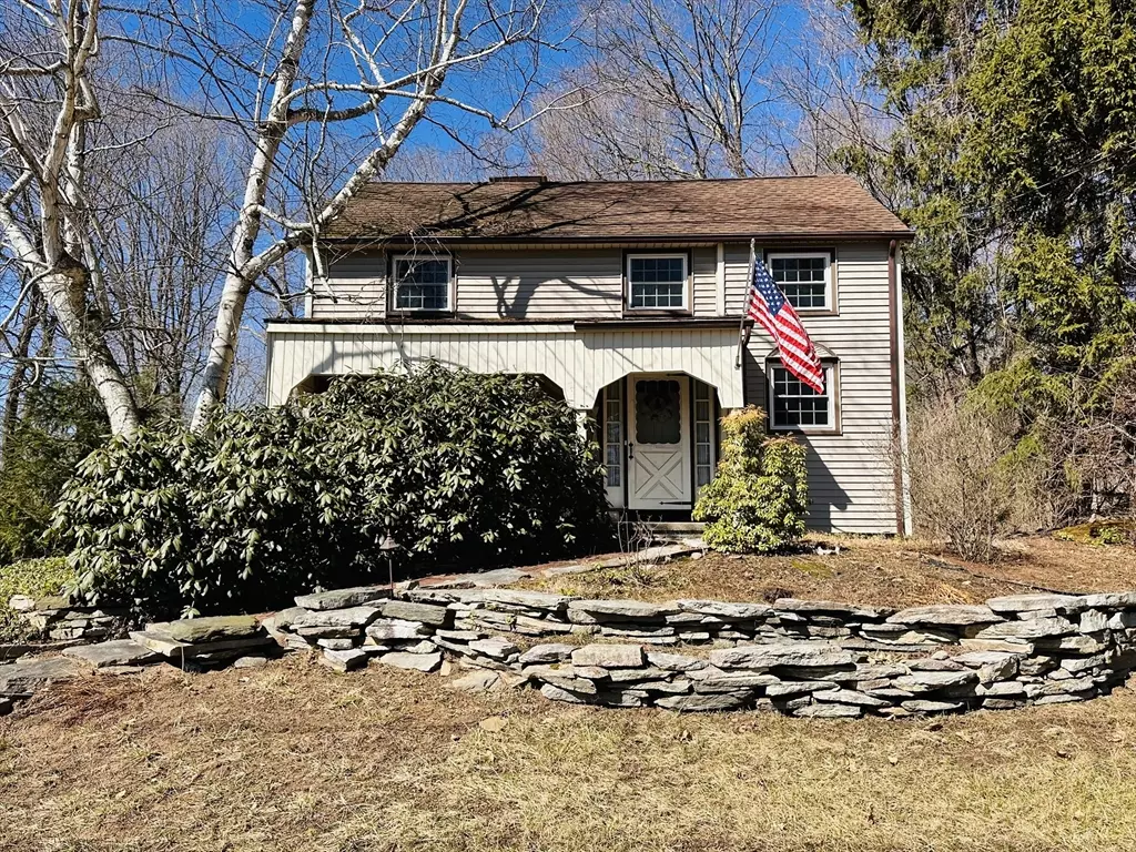 South Hadley, MA 01075,226 Mosier St